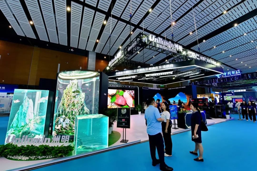led顯示屏十大品牌洲明三大亮點(diǎn)打造2023世界顯示產(chǎn)業(yè)大會(huì)火爆展位